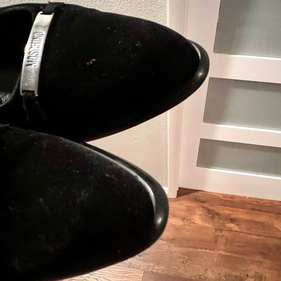 Moschino black suede loafers. Made in Italy Size 37 - Picture 3 of 9